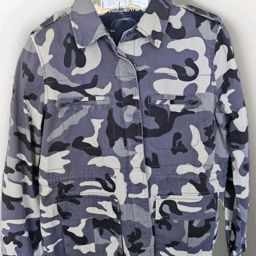 Romeo + Juliet Gray Camo Jacket LARGE
